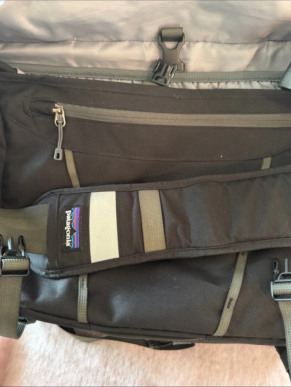 Patagonia Dark Gray Messenger Bag with Reflective Panel